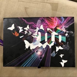 🚫SOLD Ⓜ️ercari Urban Decay Book of Shadows Vol 4